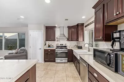 3201 W Acoma Drive, Phoenix, AZ 85053 - Photo 5