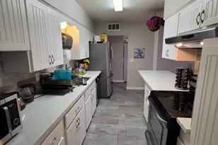 900 N California St, Chandler, AZ 85225 - Photo 15