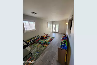 900 N California Street, Chandler, AZ 85225 - Photo 11