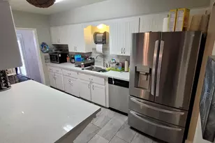 900 N California St, Chandler, AZ 85225 - Photo 13