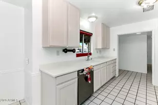 2039 W Windsor Ave, Phoenix, AZ 85009 - Photo 9