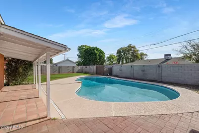 2039 W Windsor Avenue, Phoenix, AZ 85009 - Photo 29