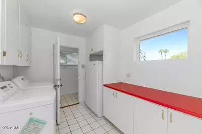 2039 W Windsor Avenue, Phoenix, AZ 85009 - Photo 25