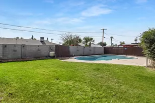 2039 W Windsor Ave, Phoenix, AZ 85009 - Photo 27