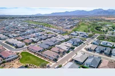 17155 W San Marcos Street, Surprise, AZ 85388 - Photo 33