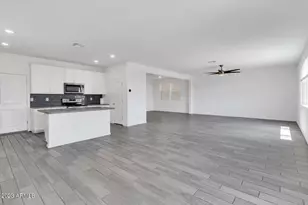 12575 W Midway Ave, Glendale, AZ 85307 - Photo 15