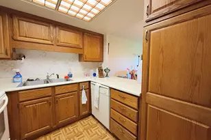 10330 W Thunderbird Blvd, Sun City, AZ 85351 - Photo 5