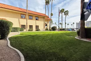 10330 W Thunderbird Blvd, Sun City, AZ 85351 - Photo 11