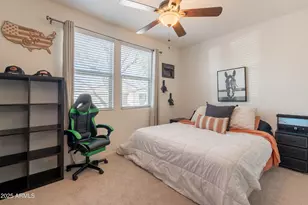 1813 E Grenadine Rd, Phoenix, AZ 85040 - Photo 23