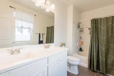 1813 E Grenadine Road, Phoenix, AZ 85040 - Photo 21