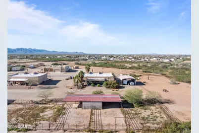 29211 N 208th Avenue, Wittmann, AZ 85361 - Photo 3