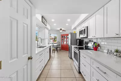 10457 W Campana Drive, Sun City, AZ 85351 - Photo 19