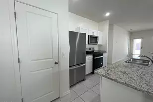 4722 N 194th Dr, Litchfield Park, AZ 85340 - Photo 7