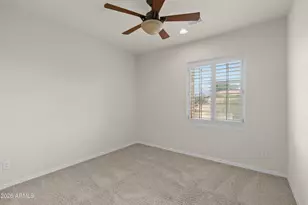 3724 E Robin Ln, Phoenix, AZ 85050 - Photo 23