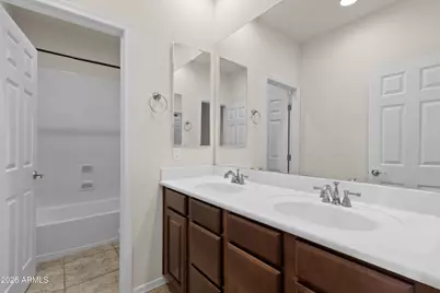 3724 E Robin Lane, Phoenix, AZ 85050 - Photo 25