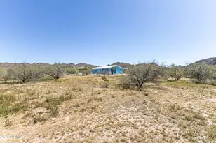1342 S Datura Dr, Queen Valley, AZ 85118 - Photo 9