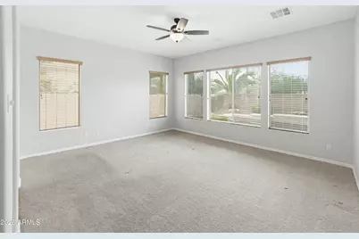 1735 W Aloe Vera Drive, Phoenix, AZ 85085 - Photo 11