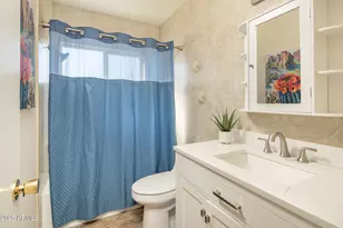 902 E Wagoner Rd, Phoenix, AZ 85022 - Photo 11