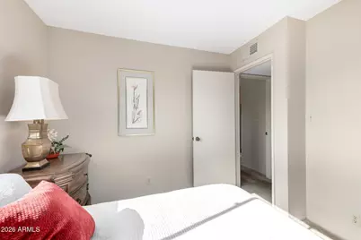 5525 E Thomas Road #H7, Phoenix, AZ 85018 - Photo 17