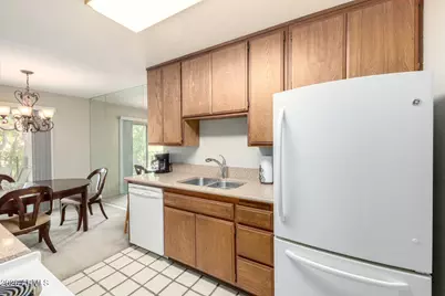 5525 E Thomas Road #H7, Phoenix, AZ 85018 - Photo 11