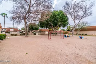 1621 E Dunbar Dr, Tempe, AZ 85282 - Photo 23