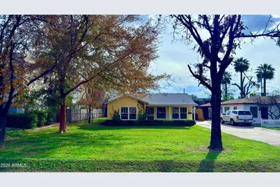 1011 E Medlock Drive, Phoenix, AZ 85014 - Photo 1