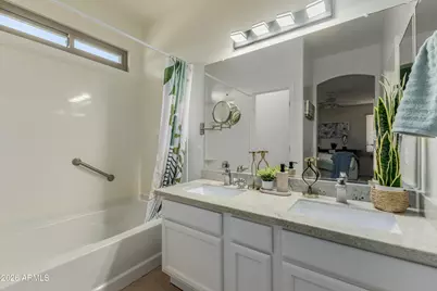 6637 S Cartier Drive, Gilbert, AZ 85298 - Photo 5