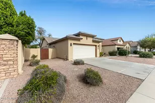 6637 S Cartier Dr, Gilbert, AZ 85298 - Photo 35