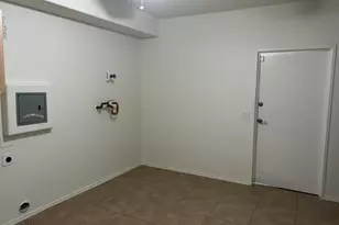 425 W Rio Salado Pkwy, Tempe, AZ 85281 - Photo 13