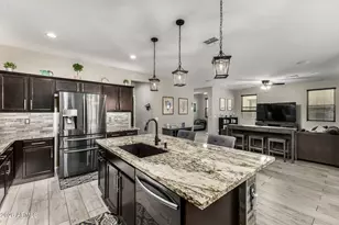 10172 W Carlota Ln, Peoria, AZ 85383 - Photo 7