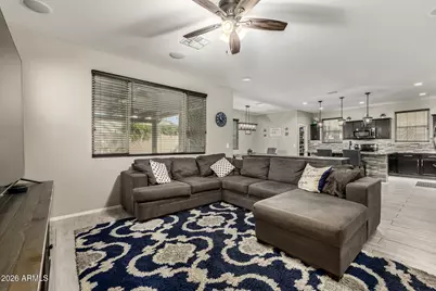10172 W Carlota Lane, Peoria, AZ 85383 - Photo 9