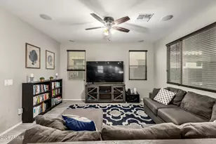 10172 W Carlota Ln, Peoria, AZ 85383 - Photo 15