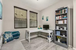 10172 W Carlota Ln, Peoria, AZ 85383 - Photo 19