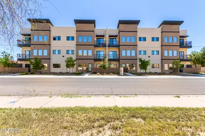 2063 E Lemon Street #Apt 2004, Tempe, AZ 85281 - Photo 1