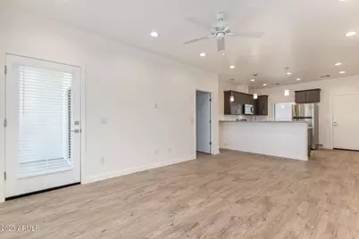 2063 E Lemon Street #Apt 2004, Tempe, AZ 85281 - Photo 7