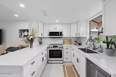 4835 E McNeil Street #3, Phoenix, AZ 85044 - Photo 5