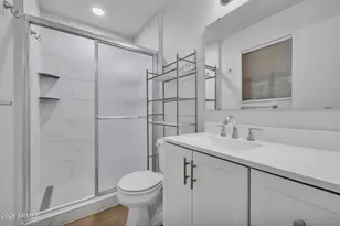 419 E Ellis Dr, Tempe, AZ 85282 - Photo 19