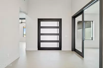 1320 E Sagebrush Drive, Phoenix, AZ 85085 - Photo 9