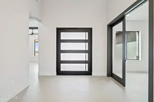 1320 E Sagebrush Dr, Phoenix, AZ 85085 - Photo 9