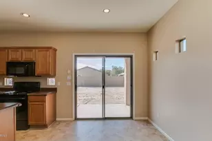 13741 W Port Royale Ln, Surprise, AZ 85379 - Photo 7