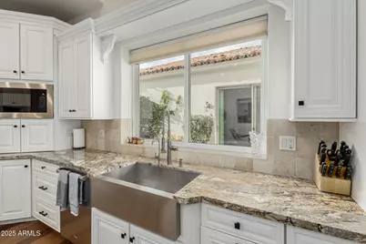 7002 E Aster Drive, Scottsdale, AZ 85254 - Photo 11