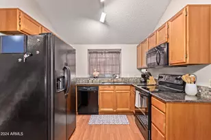 921 W University Dr, Mesa, AZ 85201 - Photo 5