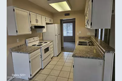 3223 N Woodburne Drive, Chandler, AZ 85224 - Photo 9