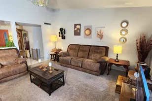 5515 W Hatcher Rd, Glendale, AZ 85302 - Photo 17