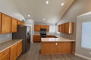 6525 W Lariat Ln, Phoenix, AZ 85083 - Photo 7