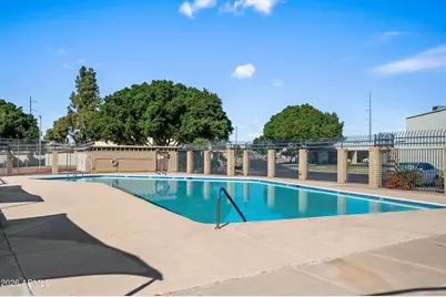 2355 W Voltaire Avenue, Phoenix, AZ 85029 - Photo 19