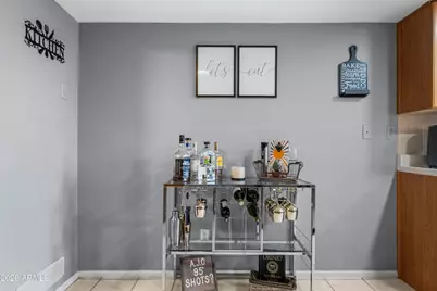 2355 W Voltaire Avenue, Phoenix, AZ 85029 - Photo 9