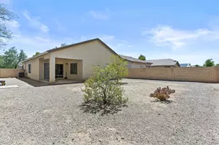 36872 W Mondragone Ln, Maricopa, AZ 85138 - Photo 29