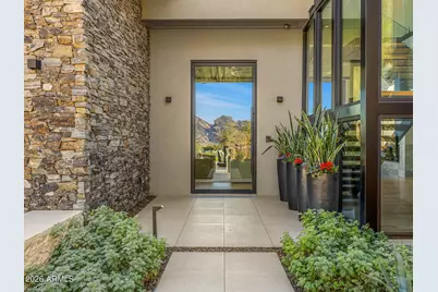 7540 N Lakeside Lane, Paradise Valley, AZ 85253 - Photo 11