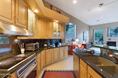 5565 W Pinnacle Hill Drive W, Glendale, AZ 85310 - Photo 25